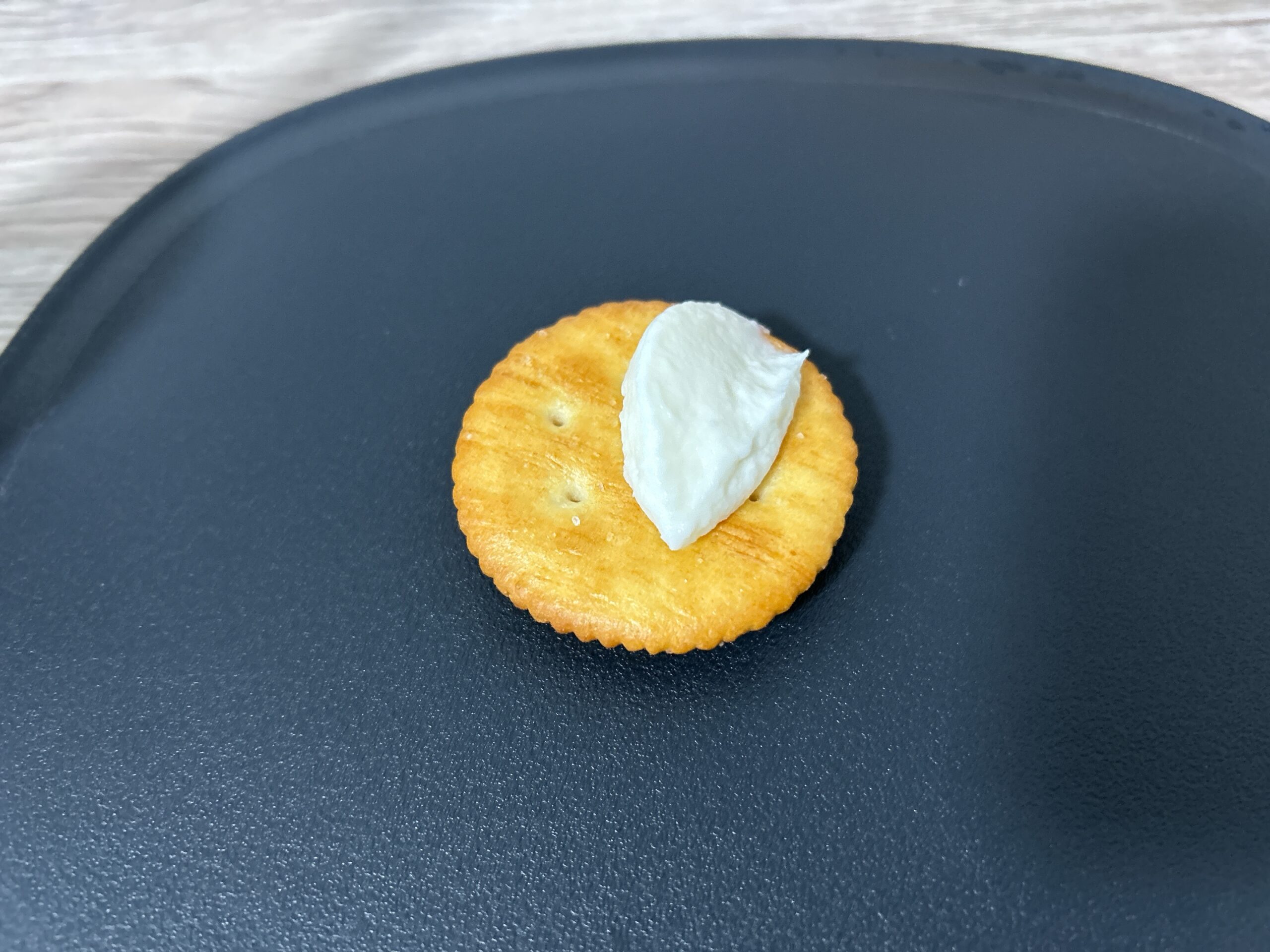 カルピスクリームデザート（ディップ）