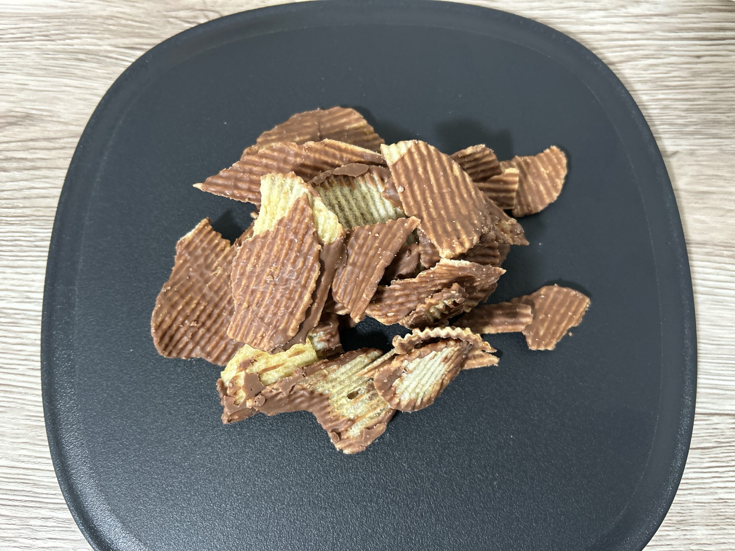 ポテチ　チョコレート（ミルク）味