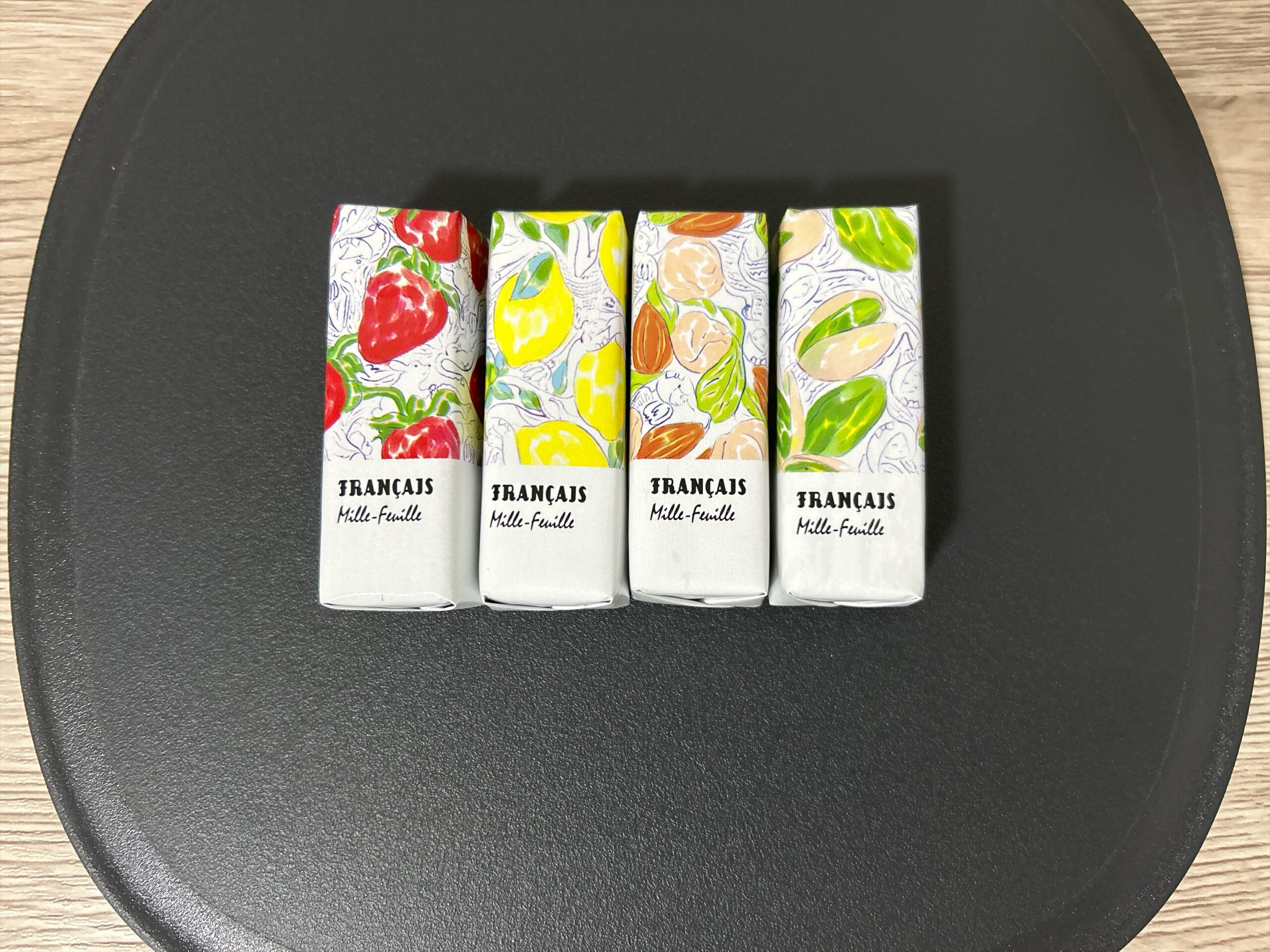 フランセ 果実をたのしむミルフィユ 比較